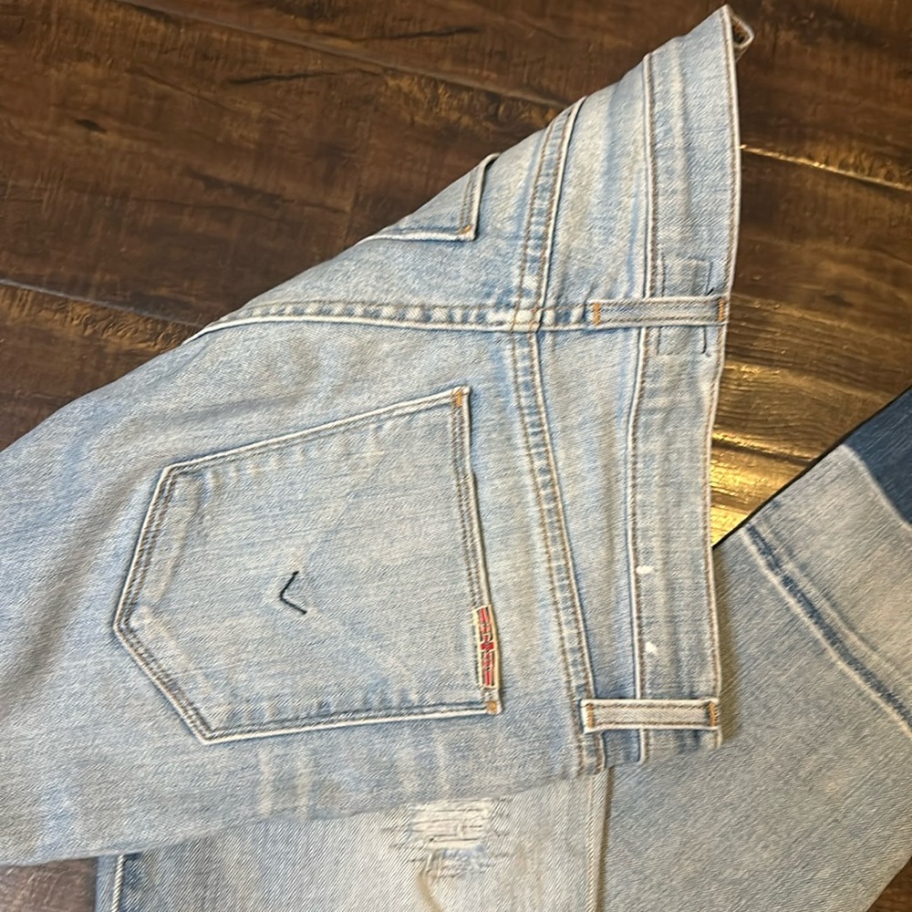 Authentic Hudson Jeans All Shorts & Jeans $12 or 2x$20 -Bundle & Offer! - Picture 4 of 4